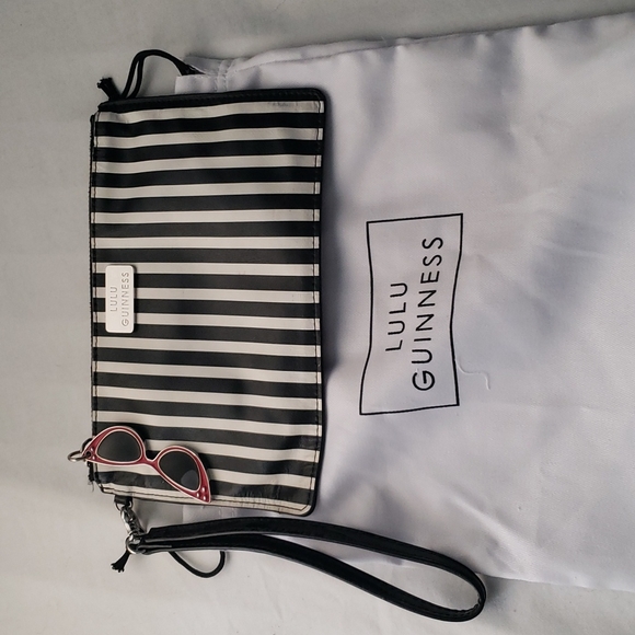 Lulu Guiness Wristlet - Picture 1 of 3